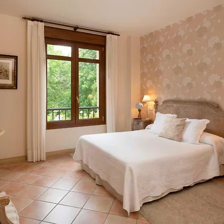 Rural Arpa De Hierba Hotel