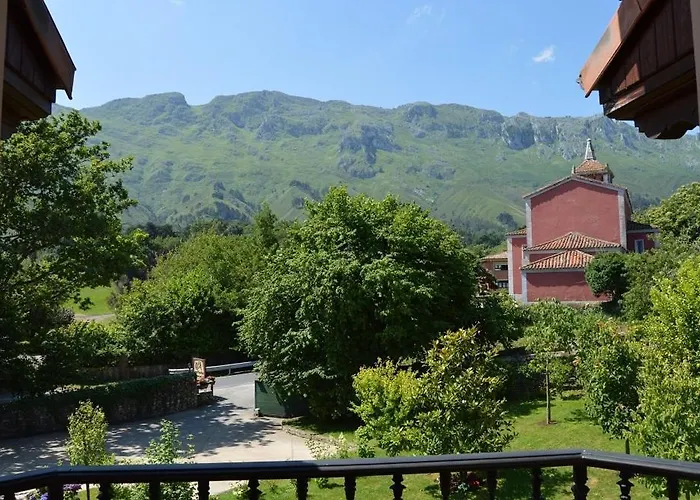 Rural Arpa De Hierba Hotel