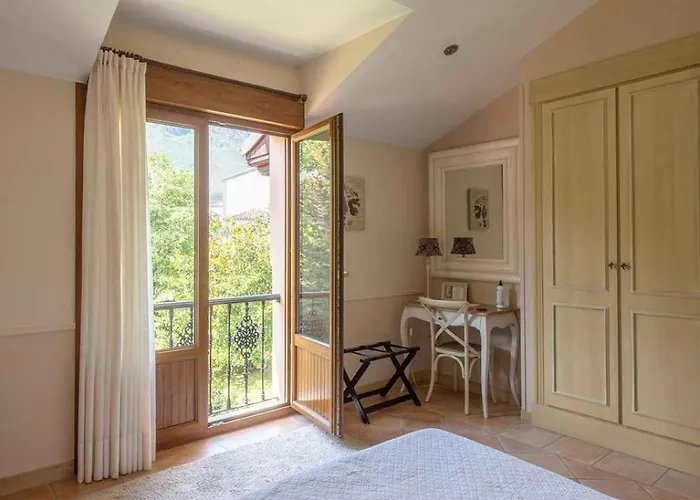 Hotel Rural Arpa De Hierba Llanes