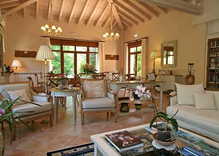 Hotel Rural Arpa De Hierba 3*